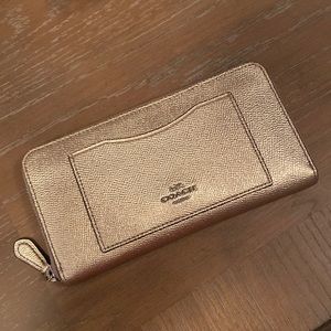 Coach Gold Metallic Zip Around Wallet 12 Card Holder